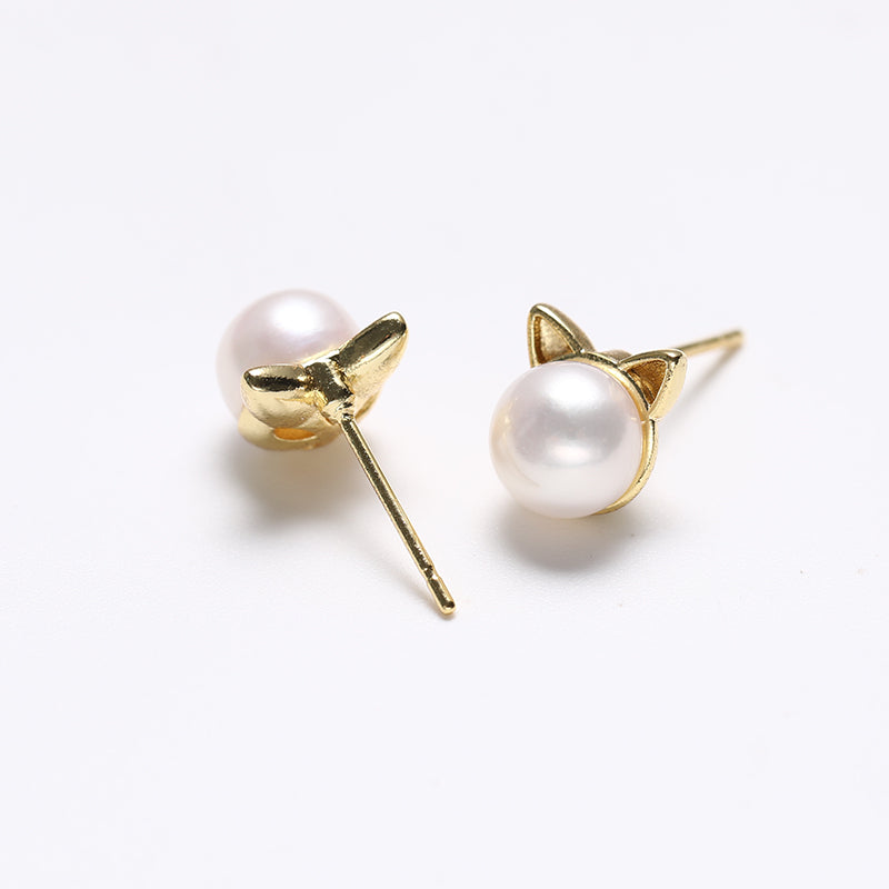 FRESHWATER PEARL EARRINGS