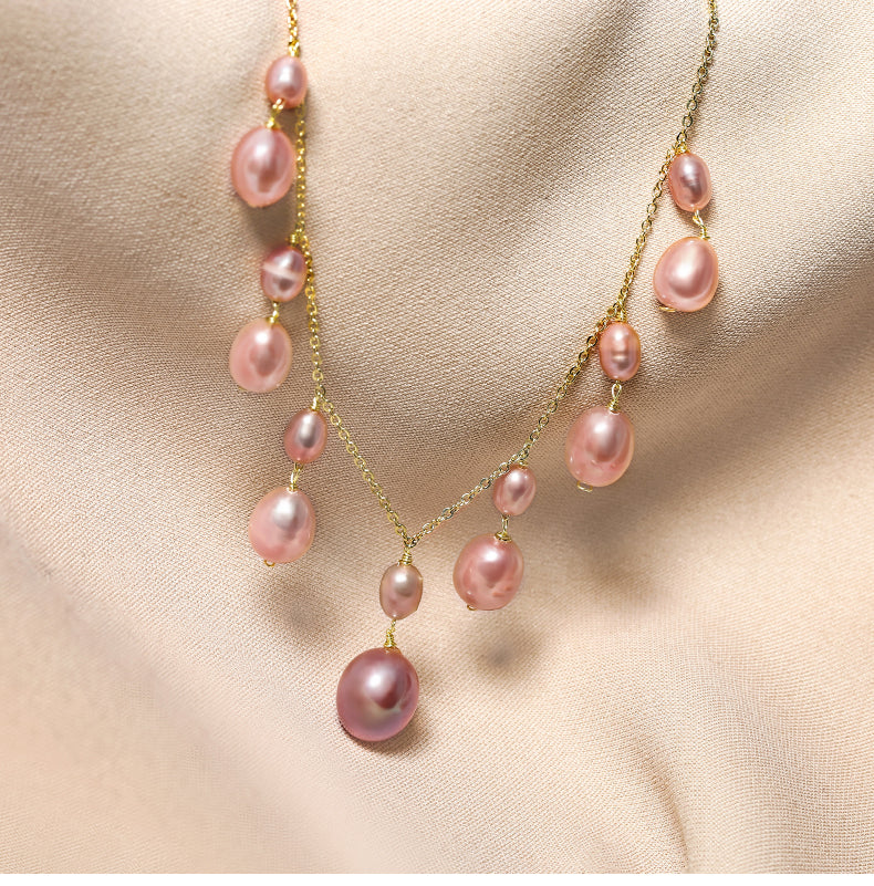 FRESHWATER PEARL NECKLACE