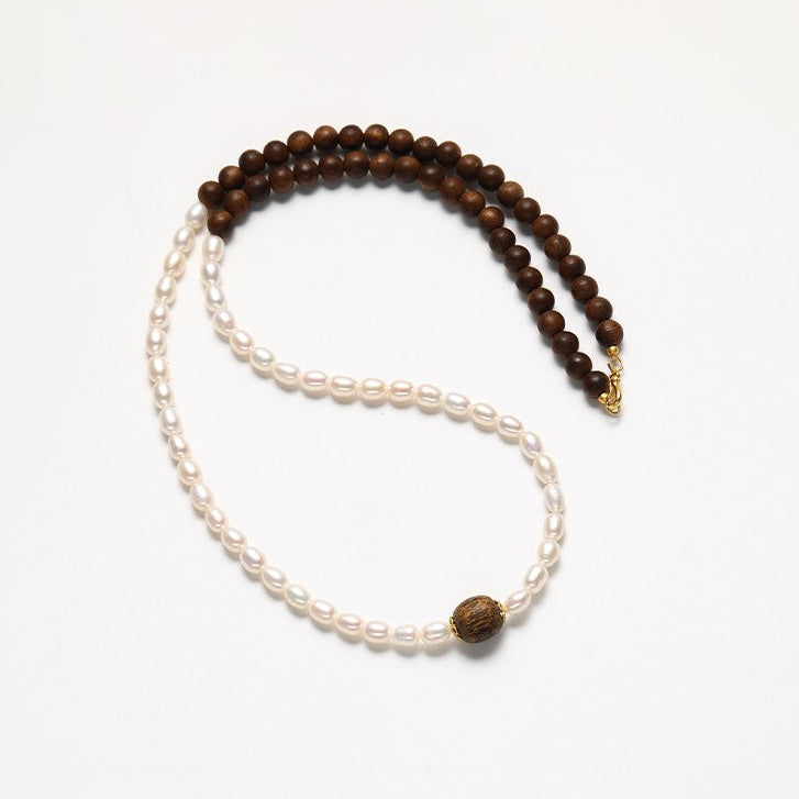 FRESHWATER PEARL NECKLACE
