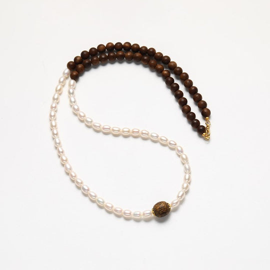 FRESHWATER PEARL NECKLACE