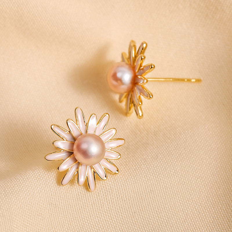 FRESHWATER PEARL EARRINGS