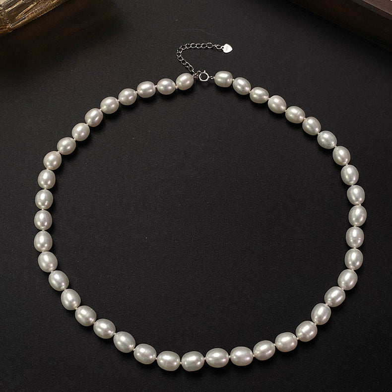 FRESHWATER PEARL NECKLACE