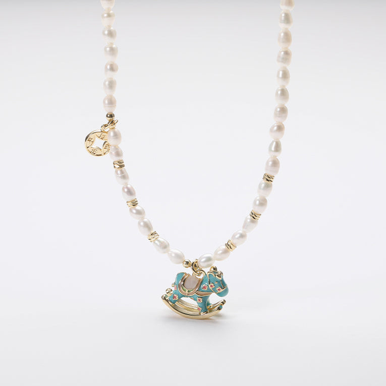FRESHWATER PEARL NECKLACE