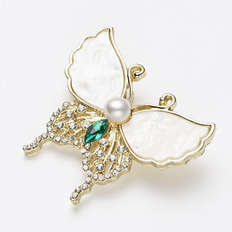 FRESHWATER PEARL BROOCH