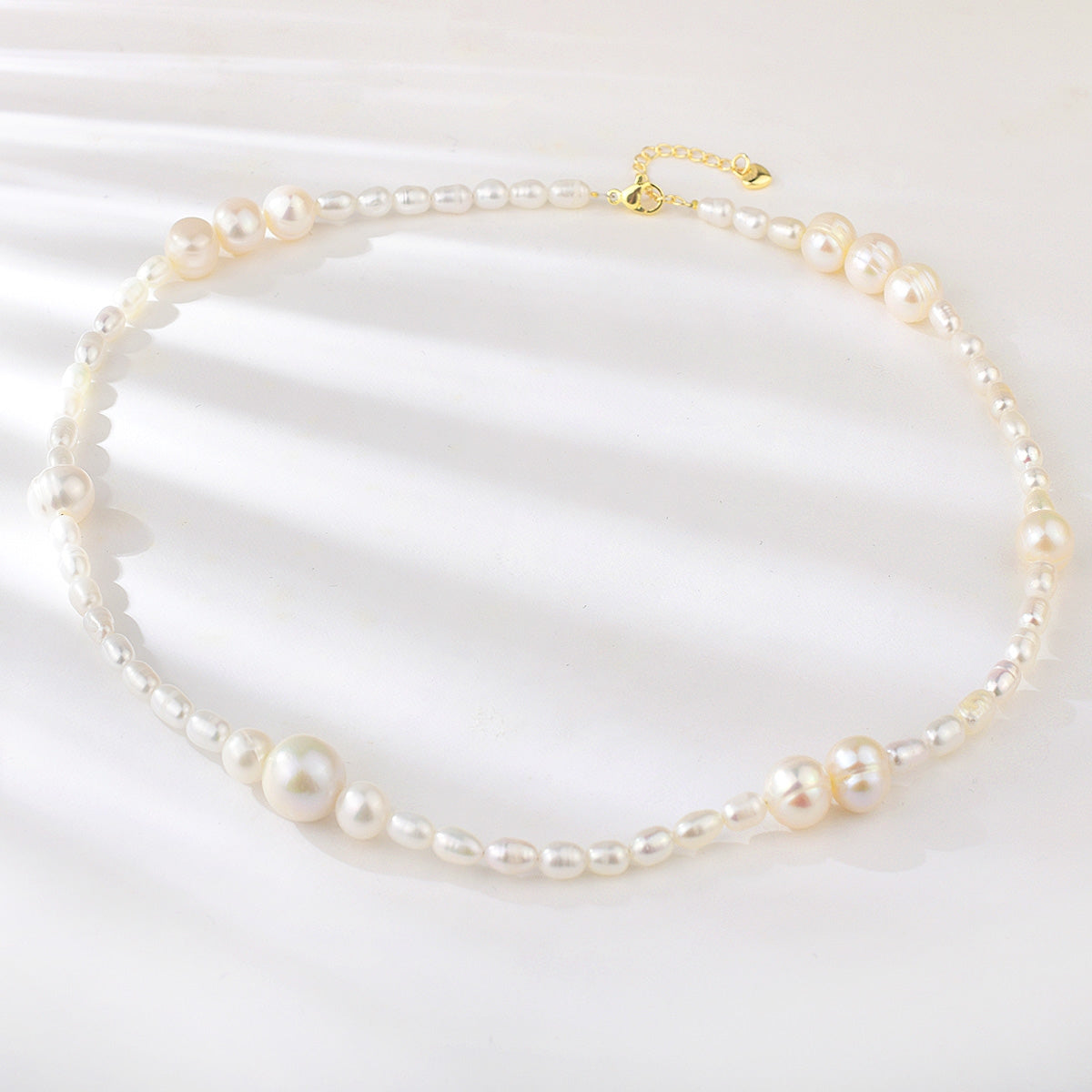 Pretty Simple Fresh Water Pearl Necklace