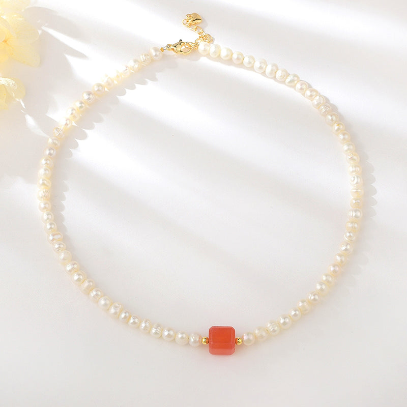 Simple Agate & Fresh Water Pearl Necklace