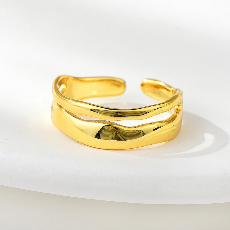 Golden Dubai-Style Ring