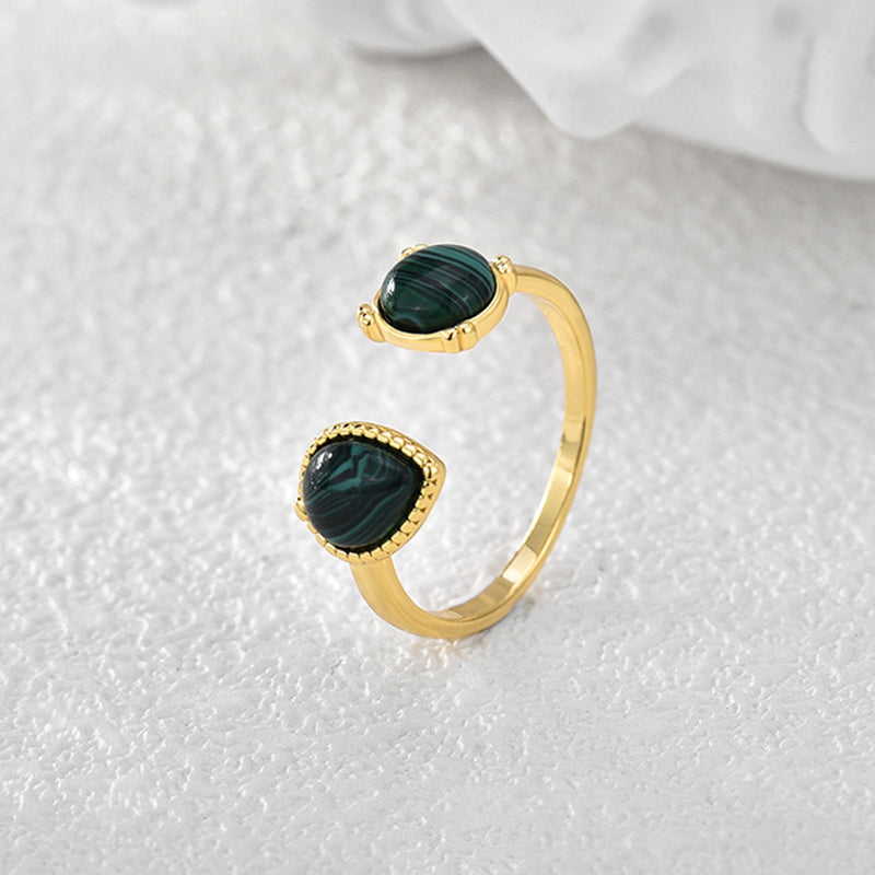 Pretty Dark Green Ring