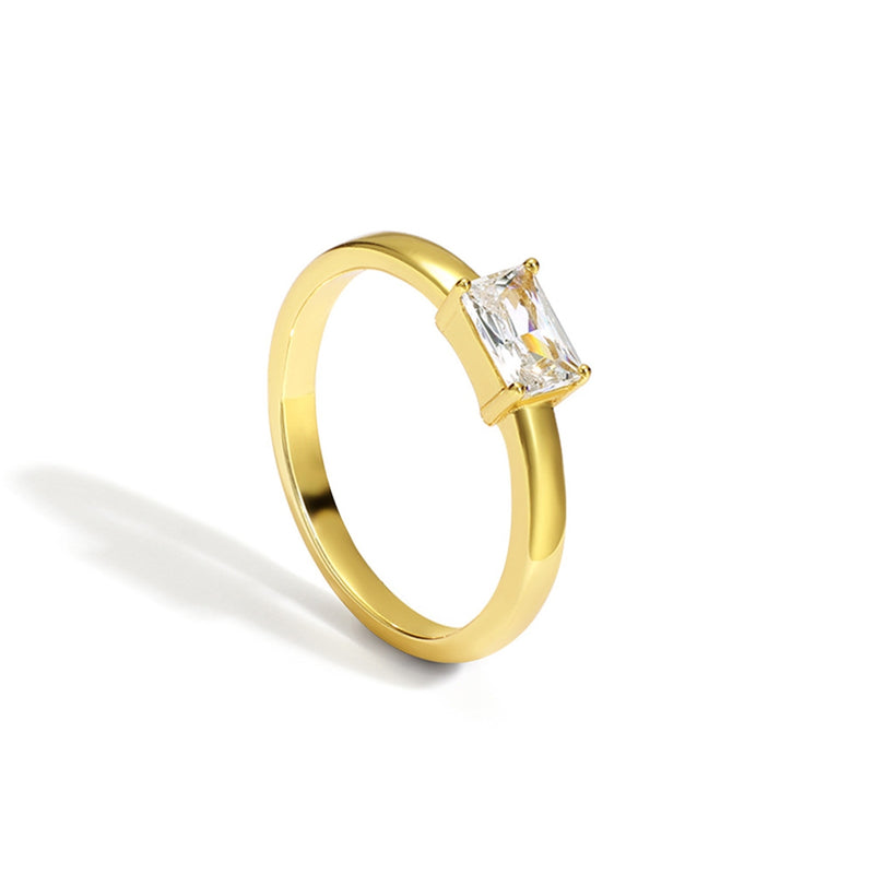 Valuable Cubic Zirconia Ring
